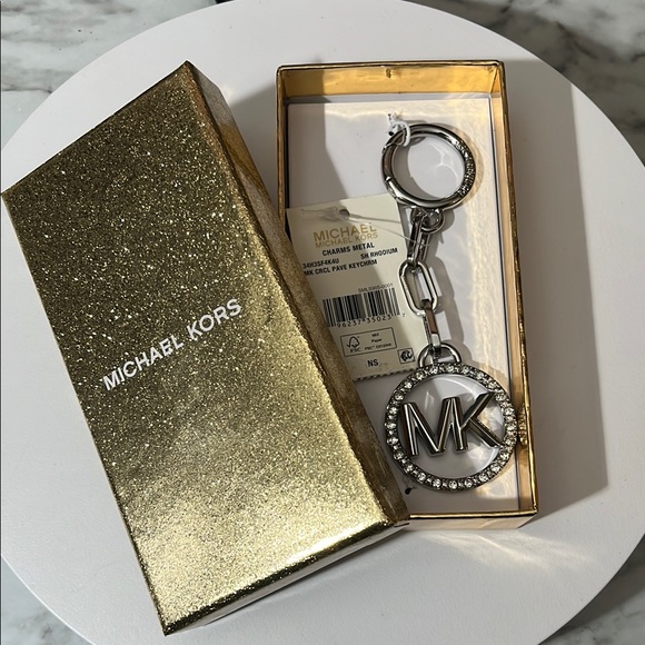 Michael Kors Silver Keychain - Picture 1 of 3